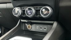 Renault Arkana 1.3 TCe Mild Hybrid 140 Iconic 5dr EDC Petrol Estate